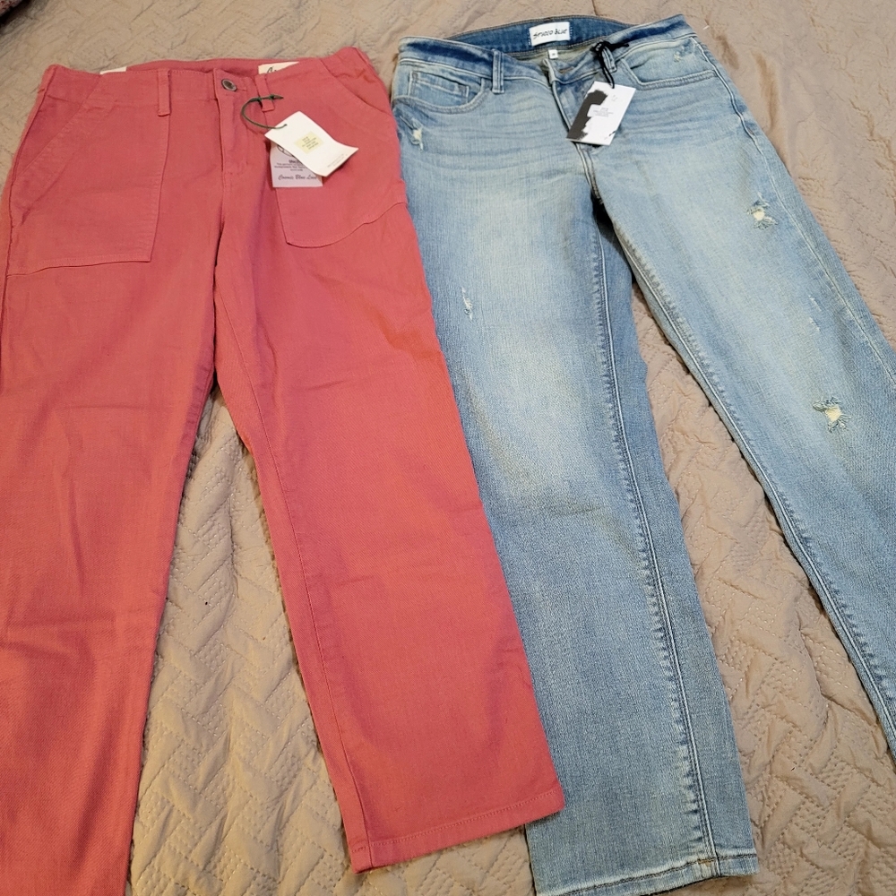 Womens size 28 x 2pair - Picture 3 of 3